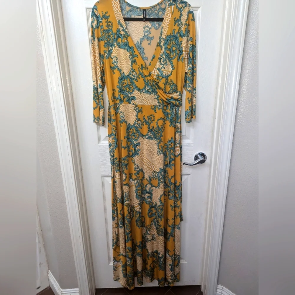 Janette for Forever 21 Maxi Dress - Picture 2 of 5